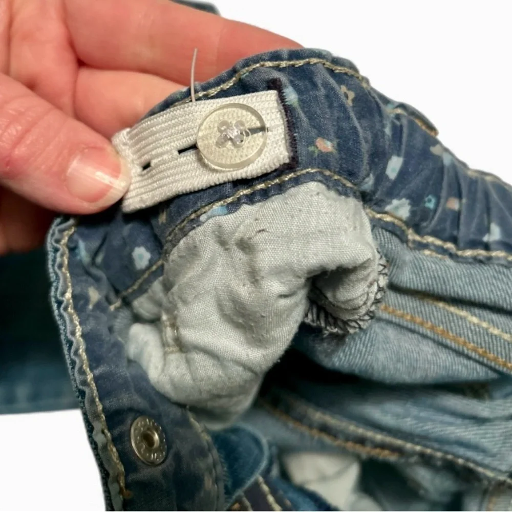 Genuine Kids OshKosh Jeans | Size 5T | Adjustable Waist | Premium Denim | EUC